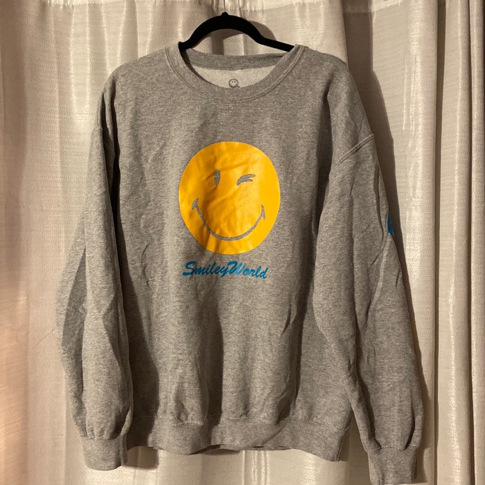 Crew neck